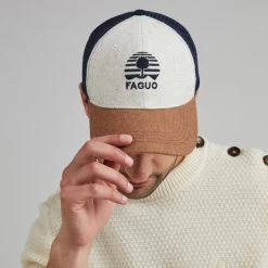 Casquette Bleu Marine & Camel -Urbain Soldes prod 29312 casquette bleu marine camel laine polyester cap trucker 687x687 c