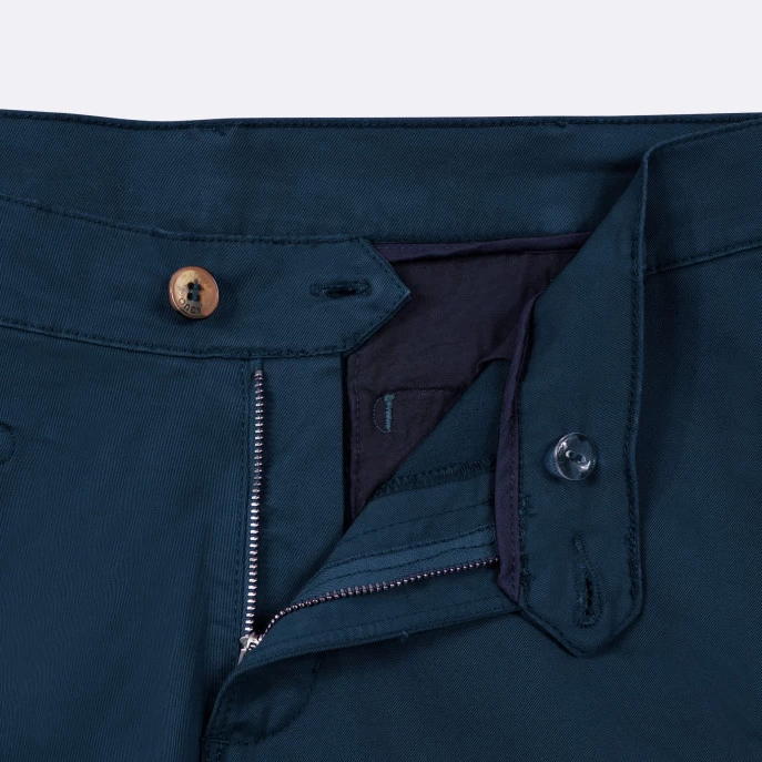 Chino Bleu Marine Coupe Ajustée 6 Chino Bleu Marine Coupe Ajustée – Image 4