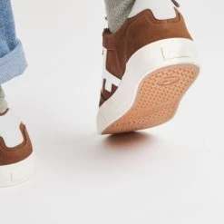 Tennis Camel & Blanche -Urbain Soldes prod 30131 tennis camel blanc suede pu walnut 687x687 c