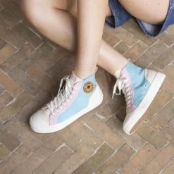 Tennis Bleue & Rose Vegan -Urbain Soldes prod 33338 nutmeg tennis coton recycle liege ecru rose bleu 687x687 c