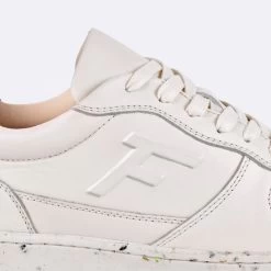 Baskets écrue & Marine -Urbain Soldes prod 33368 alder baskets cuir ecru bleu 687x687 c