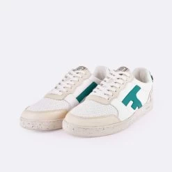 Baskets Blanche & Turquoise -Urbain Soldes prod 33547 hazel baskets cuir blanc bleu 687x687 c