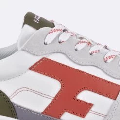 Runnings Blanche & Terracotta -Urbain Soldes prod 33662 olive runnings cuir blanc rouge vert 687x687 c